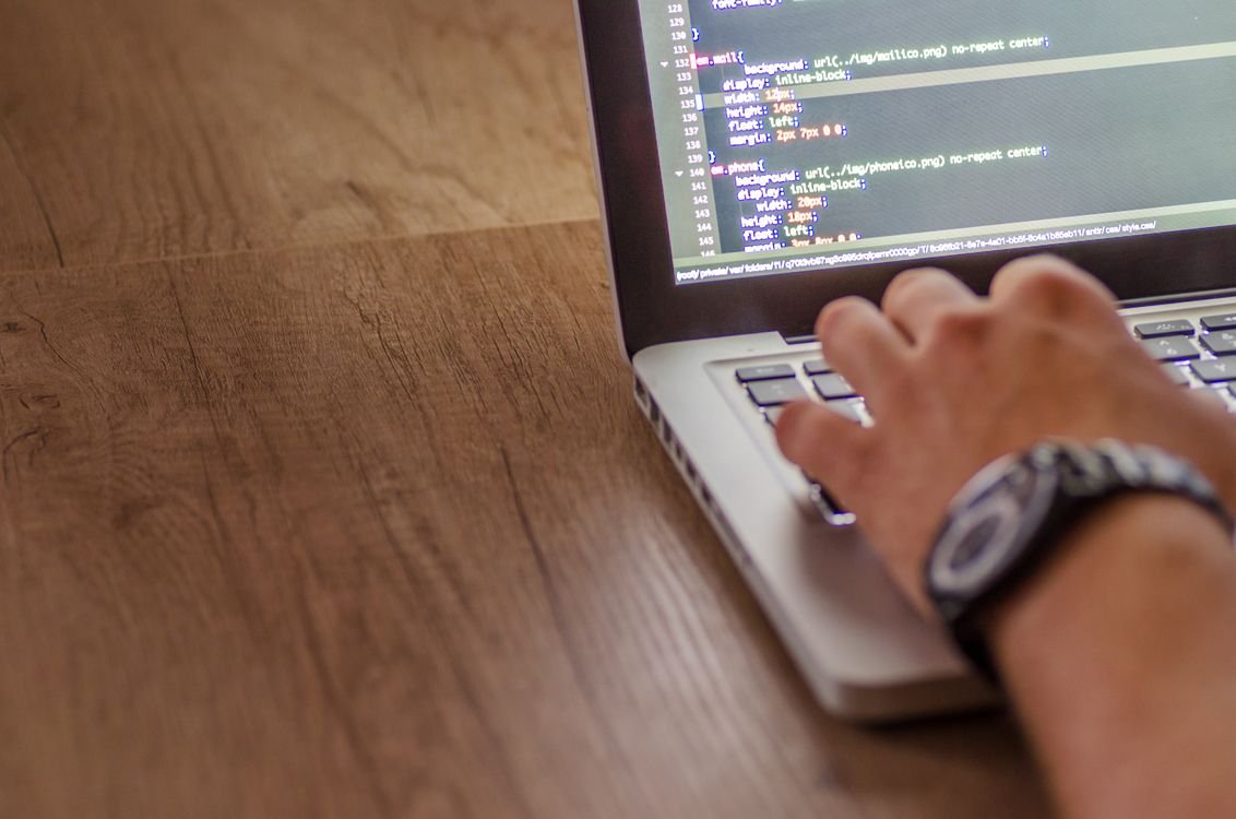 Shipping Fast vs. Shipping Perfect: The Solo Founder's Dilemma